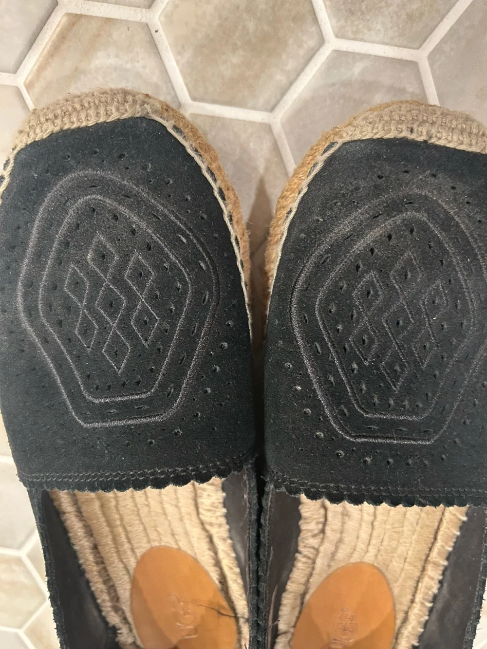 N/A ugg suede